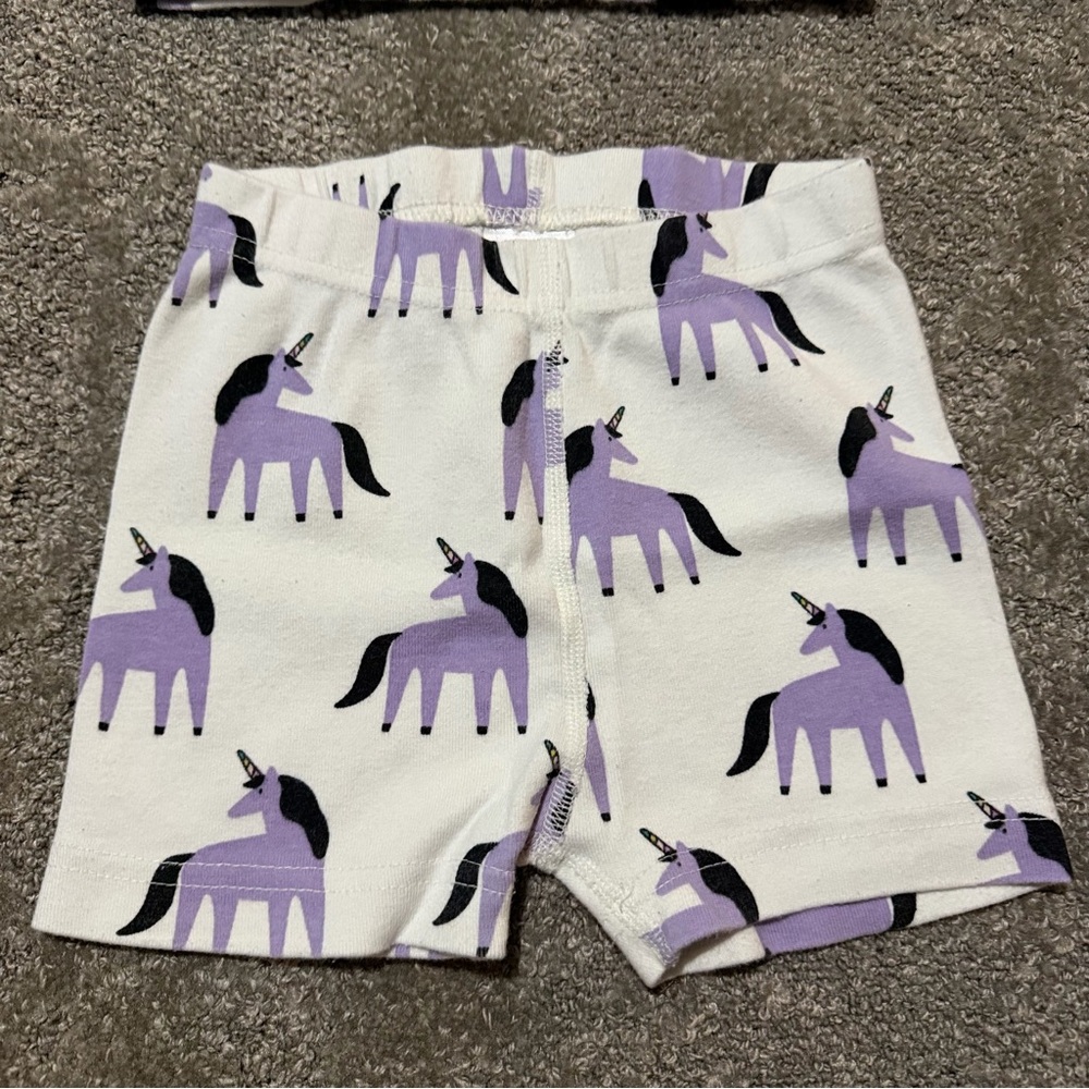 Hanna Anderson 100% organic cotton size 4/4t pajama set short sleeves and shorts - Picture 4 of 6